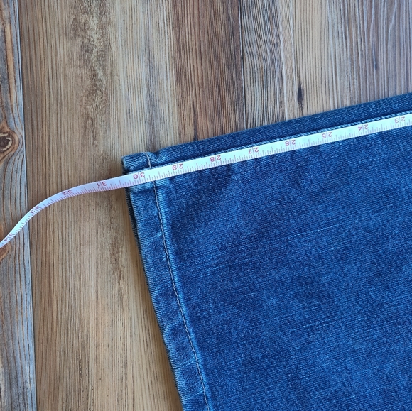 Tommy Hilfiger Jeans Women's Size 10 Low Rise Boot Cut - Picture 3 of 7